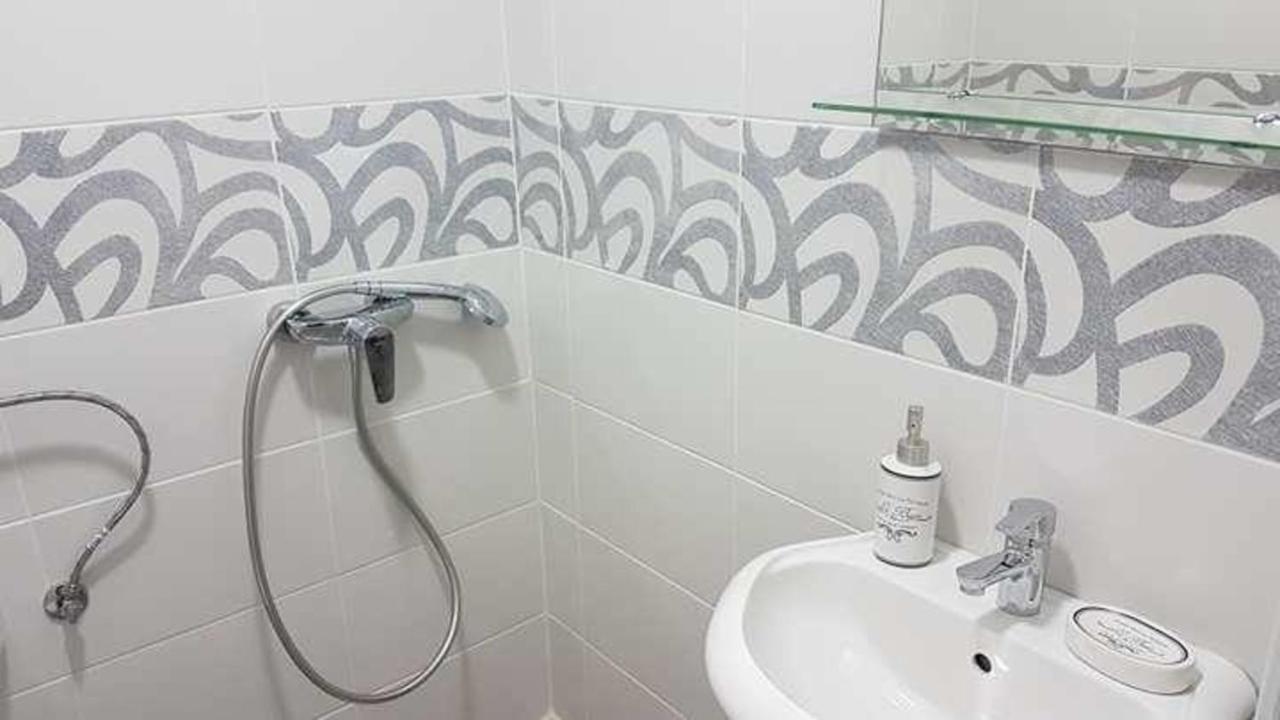 טרפייצה Kostoski Villa מראה חיצוני תמונה